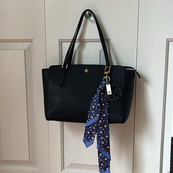 Tory Burch Navy Saffiano Leather Robinson Tote & silk floral bag charm. - Picture 7 of 15
